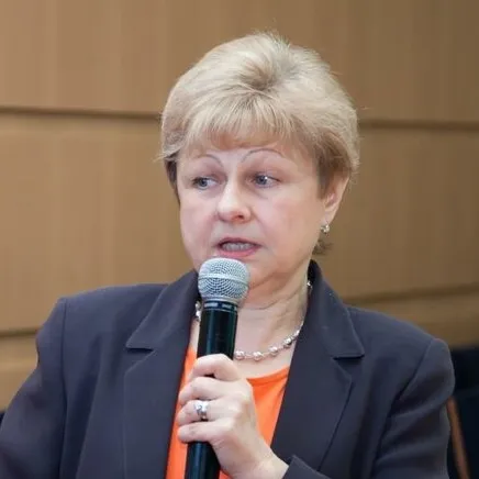 Dra. T. A. Belousova